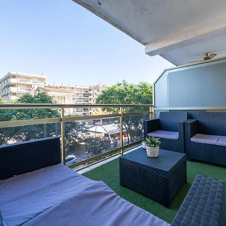 Apartment Stylish In The Heart Of Salou